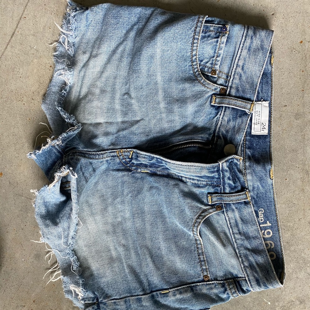 High waisted jeans shorts
